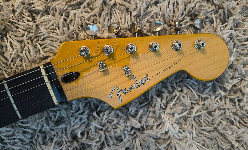 Guitarra Fender Stratocaster