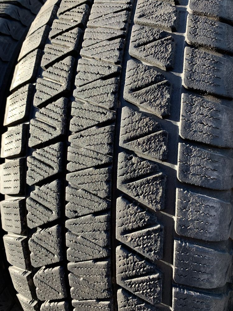 Шини 245/70 R16 Bridgestone 7-6мм 2020 рік 245 70 16