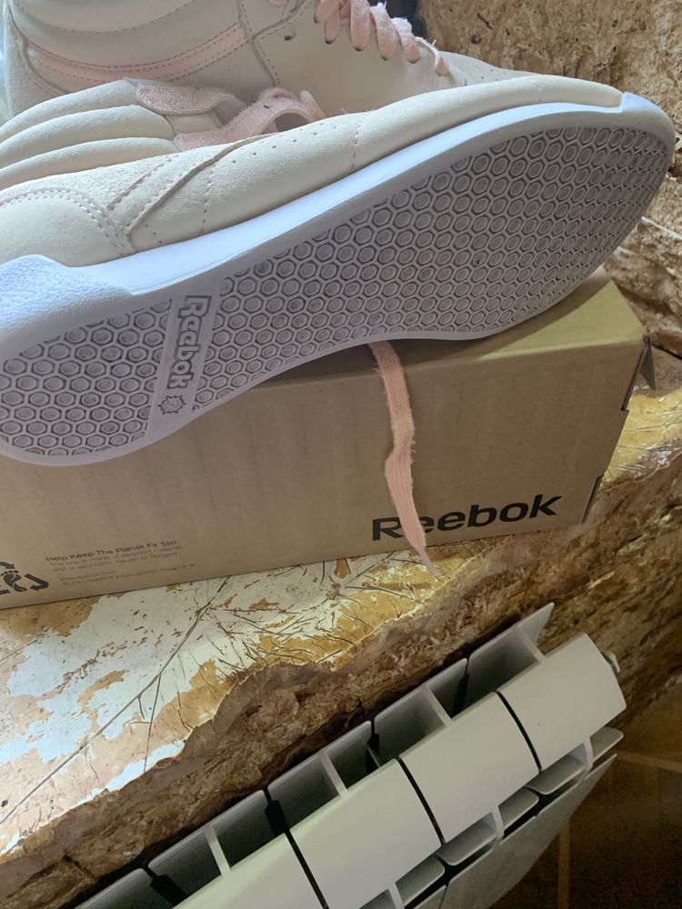 Кроссовки Reebok