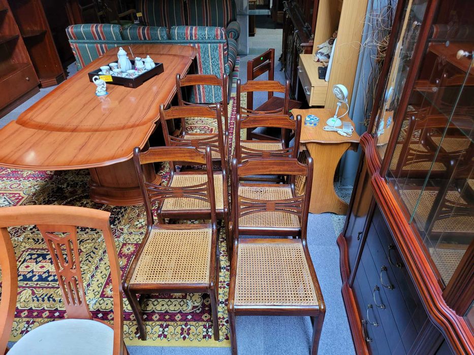 Cadeiras em madeira e palhinha - Muito bom estado geral