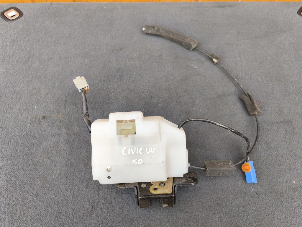 HONDA Civic VIII Zamek Tylnej Klapy 5d F-vat