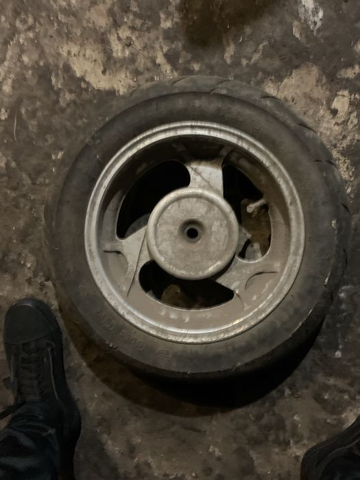 Продам колеса 13 розміру на мопед 150сс