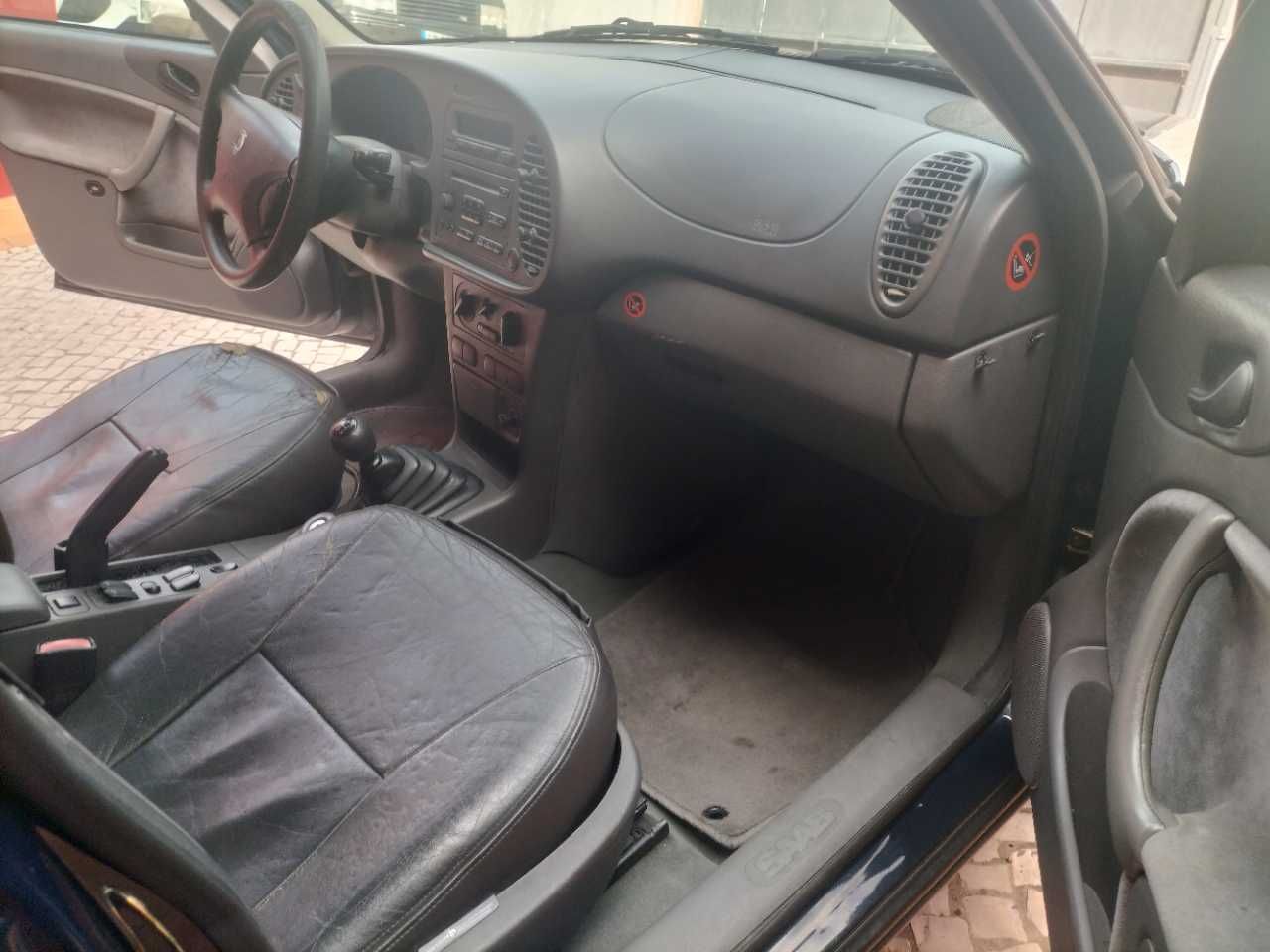 SAAB 93 em óptimo estado