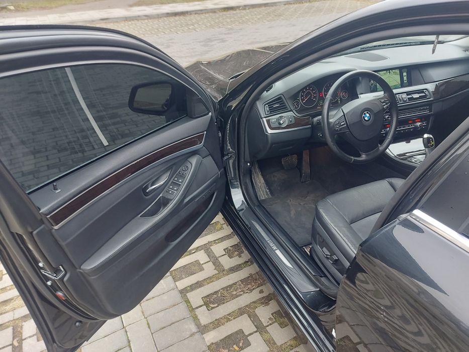 Продам терміново БМВ Ф10 2013р.