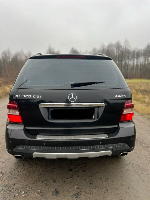 Mercedes-Benz ML 320