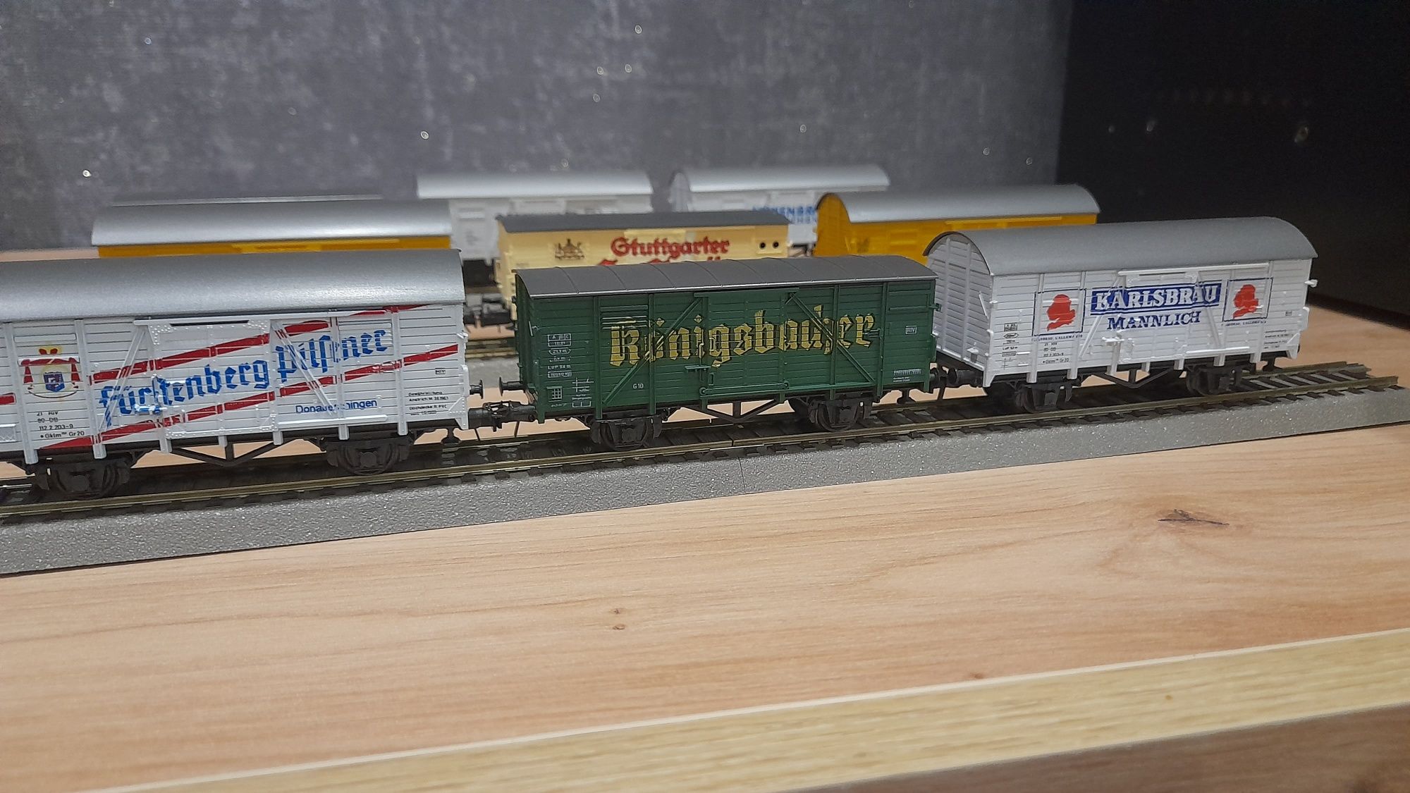 Ж.д модели  грузовых вагонов фирмы Roco  HO  1/87  Piko