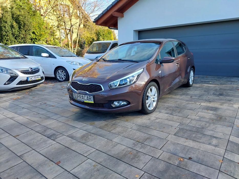 Kia Ceed Niski Przebieg//Super Stan//Atrakcyjny wygląd//Silnik MPI