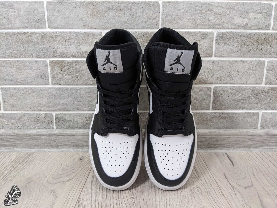 Кроссовки мужские Найк Аир Джордан \ Nike Air Jordan 1 Retro \ 44