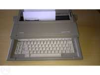 Máquina de escrever Olivetti