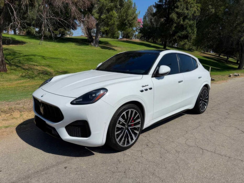 Maserati Grecale Modena      2023