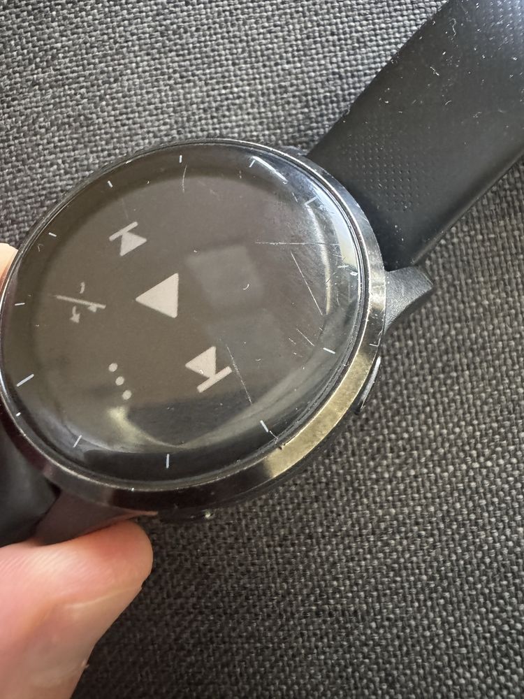 Garmin viviactive 4