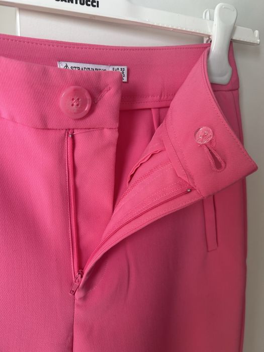 Spodnie garniturowe z szeroką nogawką do kostek