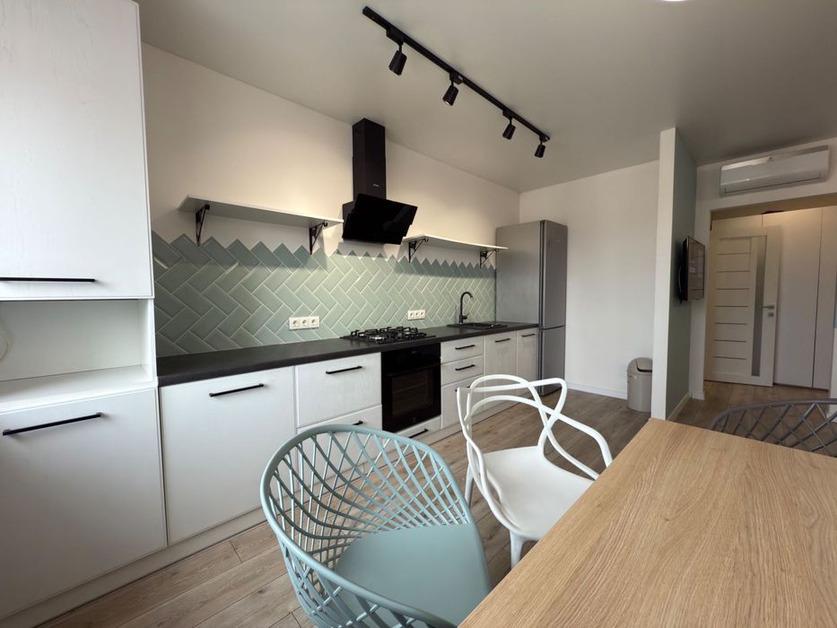 Простора євродвушка з панорамним видом в новому  ЖК -  57 м²