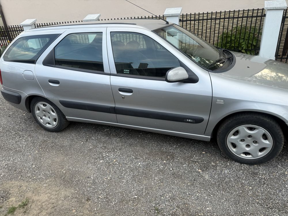 Samochód osobowy citroen xsara