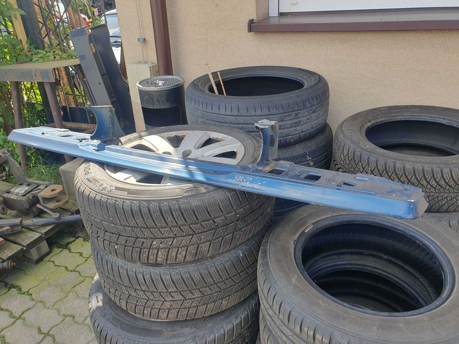 nosek listwa podreflektorowa Fso/Daewoo Polonez do 97r i po 97r