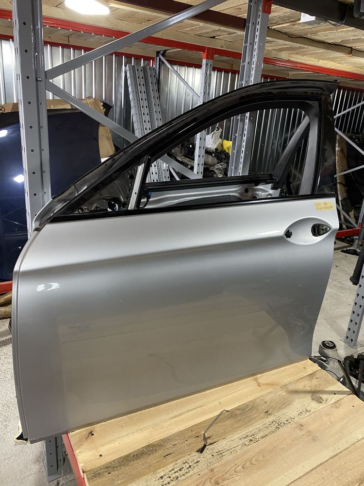 Двері BMW 5 f10 задні ліві праві, передні ліві (колір А83)