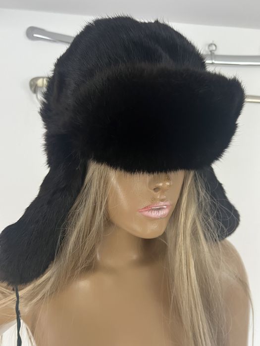 Czapka uszatka z naturalnego futra królika 56 rozmiar