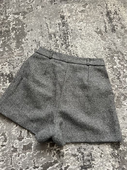 Сірі твідові (костюмні) шортики