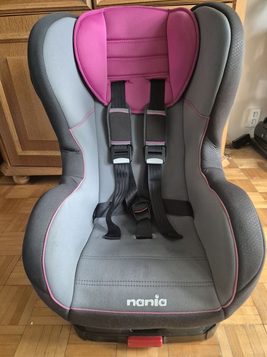 Fotelik samochodowy z funkcją spania