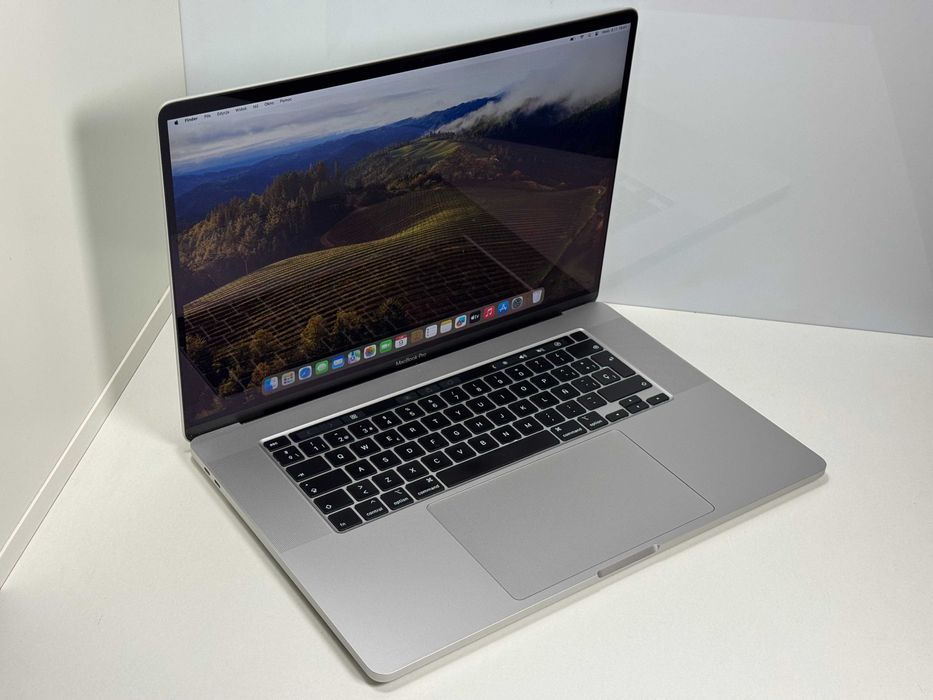 MacBook Pro 16 2019 Touchbar i7 90% kondycji 16GB RAM 512SSD Gwarancja