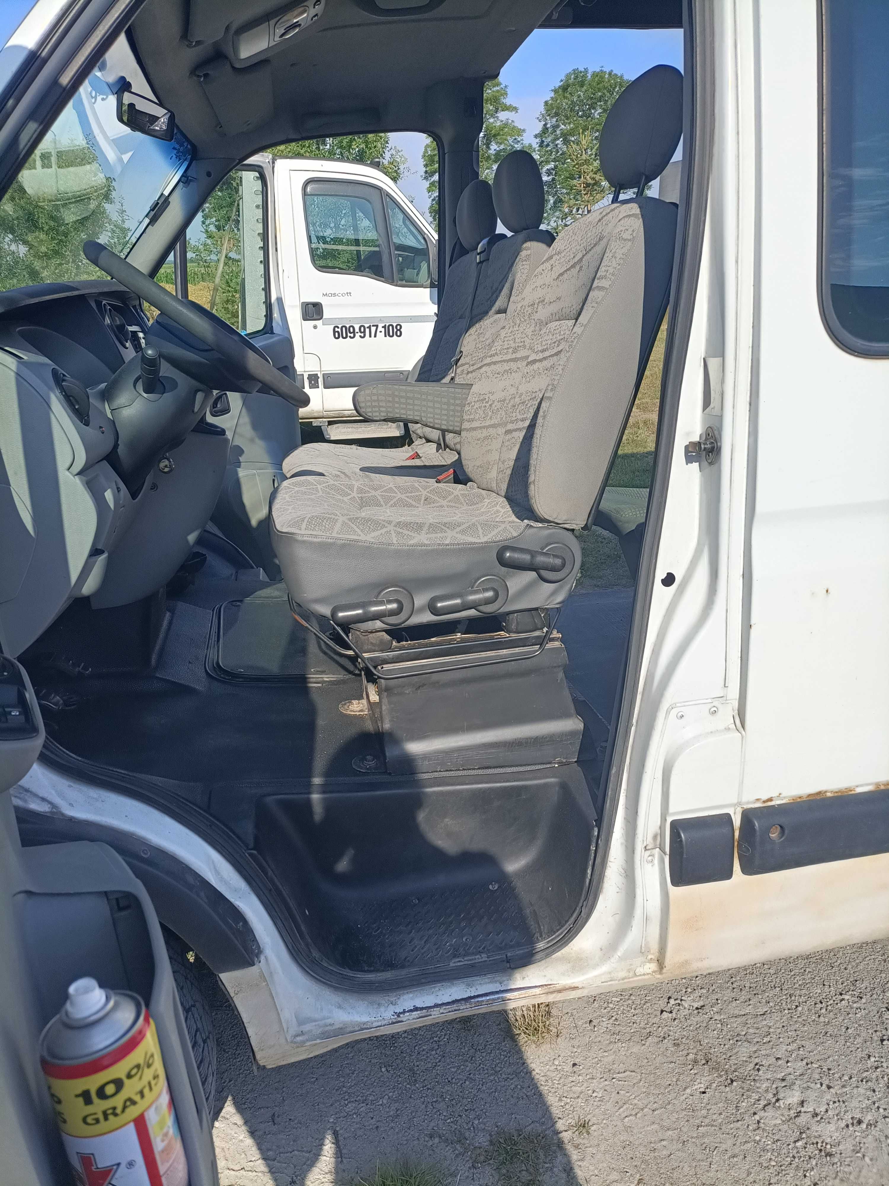 Renault Master uszkodzony