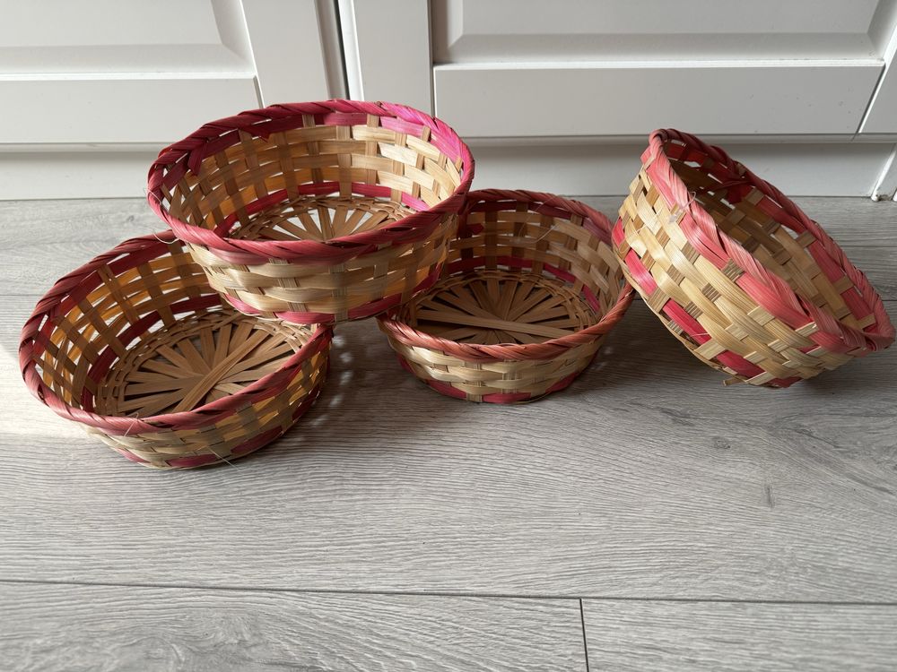 Zestaw 4 koszyczków – kolorowe, dekoracyjne, 20 cm