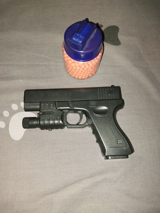 Пістолет іграшковий, з пулями