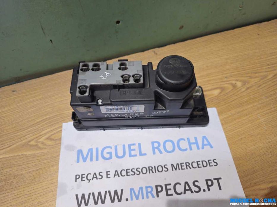Diversas bombas / motores de fecho central Mercedes Classe C W202