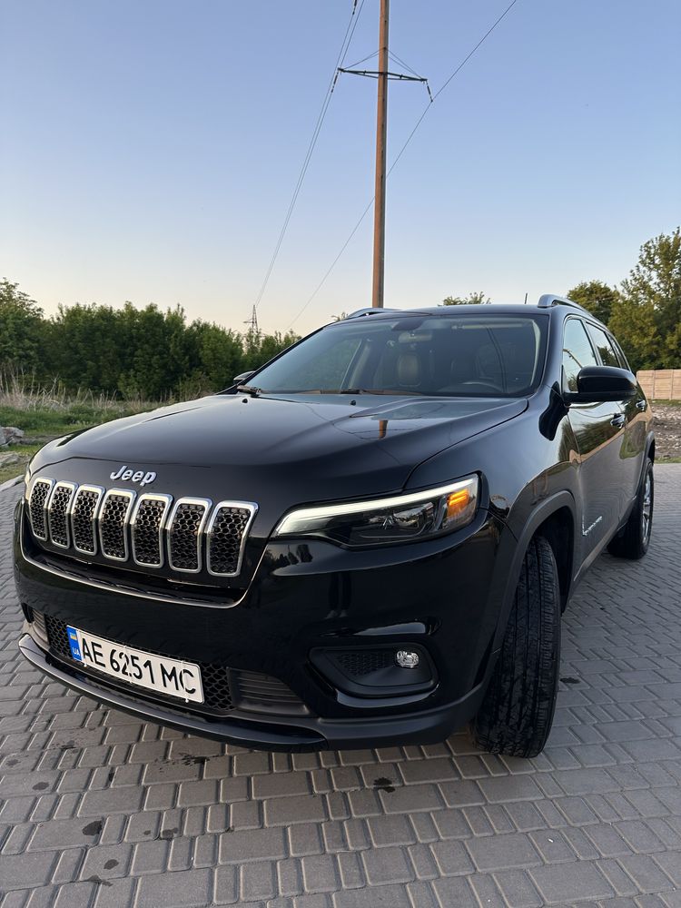 Авто Jeep Cherokee Latitude  Plus 2018 р