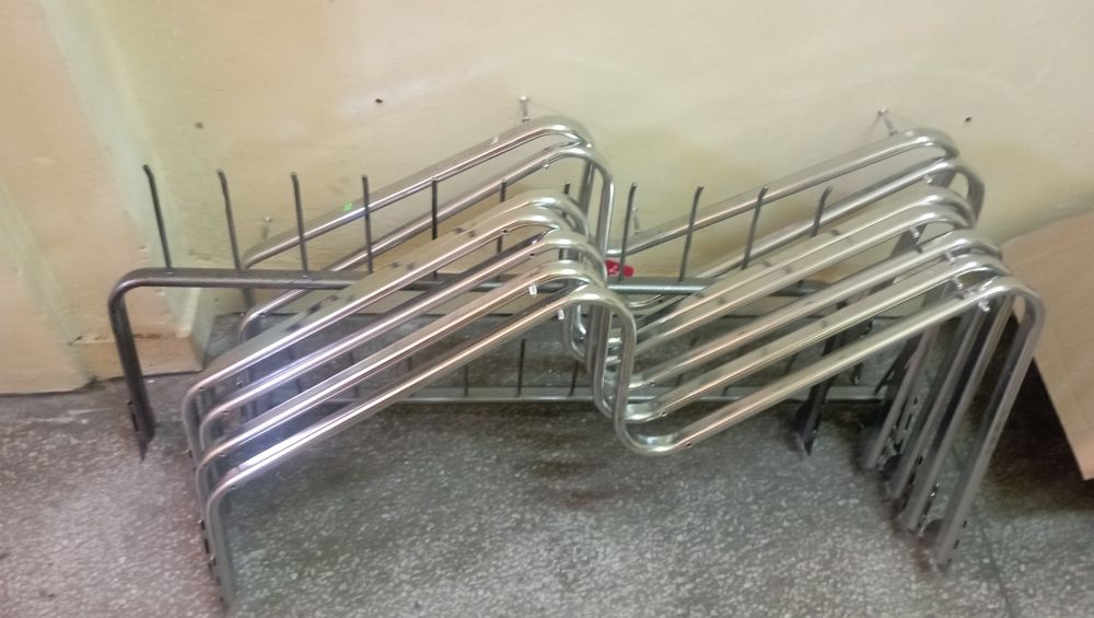 Wieszaki fala ramię do systemu perfoline Femi