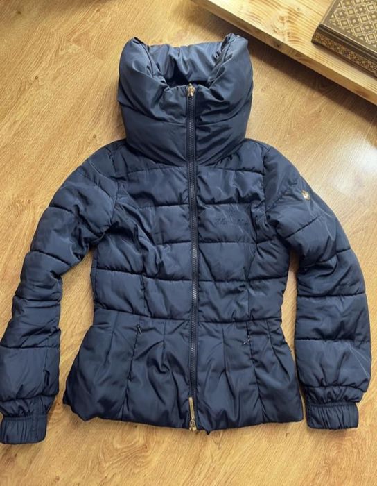 Куртка дутік дуже тепла італійського бренду.