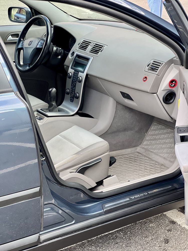 Продам Volvo s40