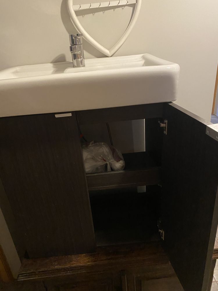 Zestaw mebli do łazienki Ikea plus umywalka i bateria
