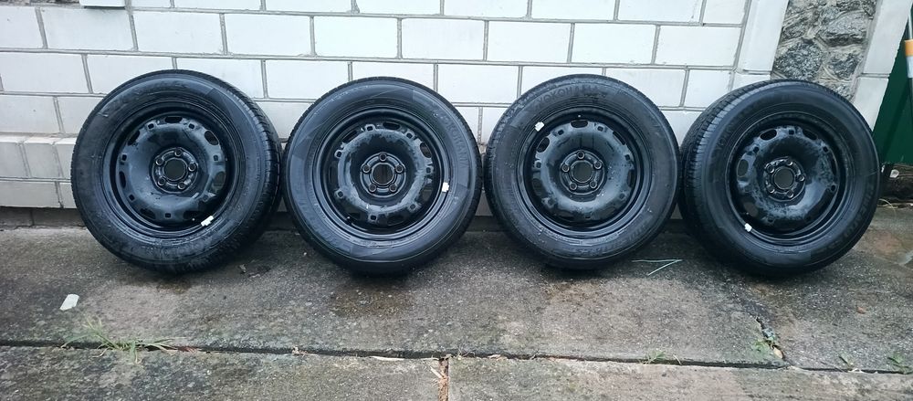 Продам резина літня з дисками 165/70 R14