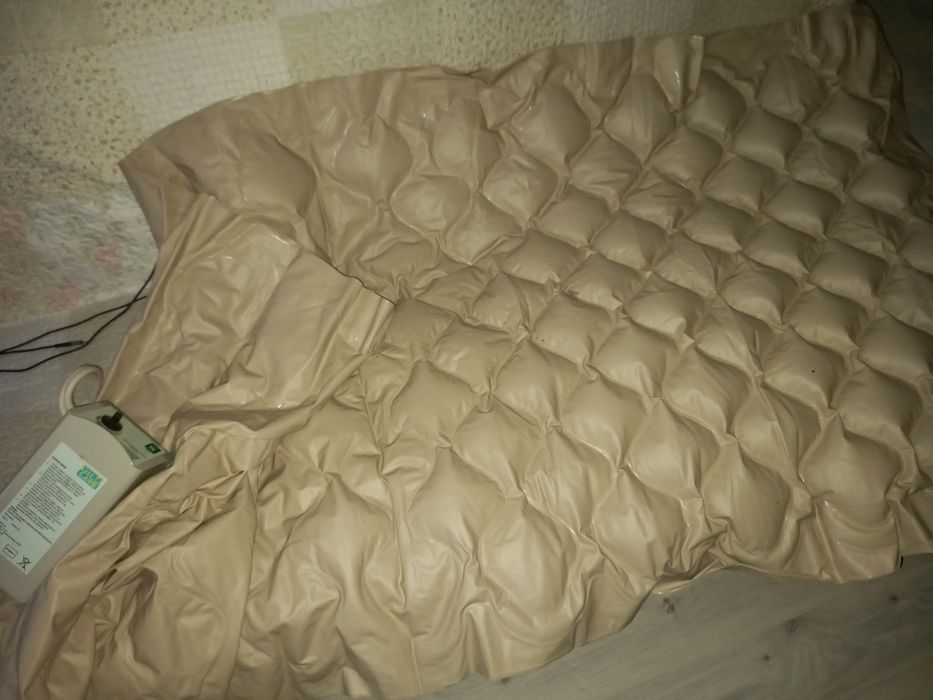 Протипролежневий матрас