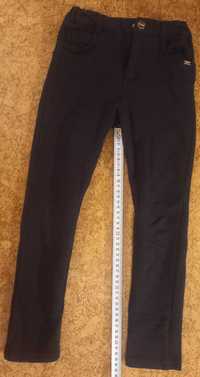 Spodnie dla dziewczynki Mayoral rozmiar 110