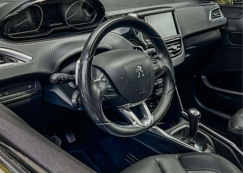 Peugeot 2008 Allure 1.6HDi Auto