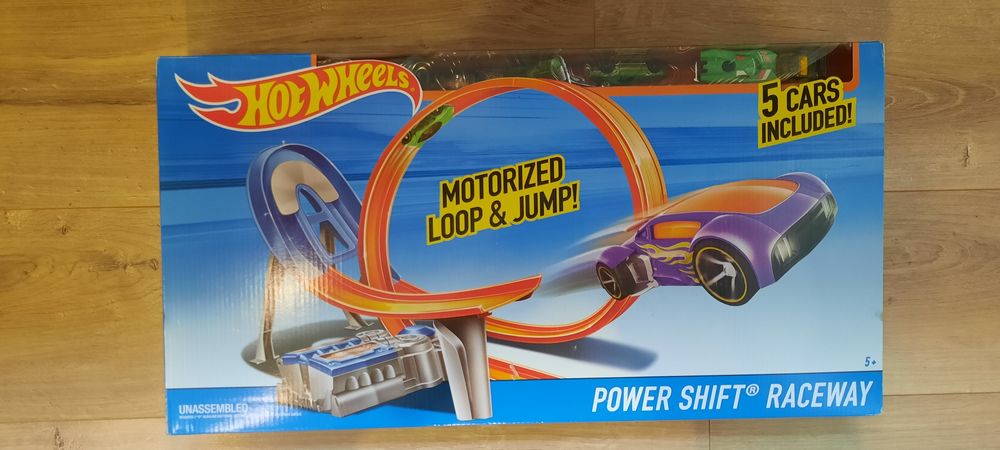 Tor Hot Wheels pętla