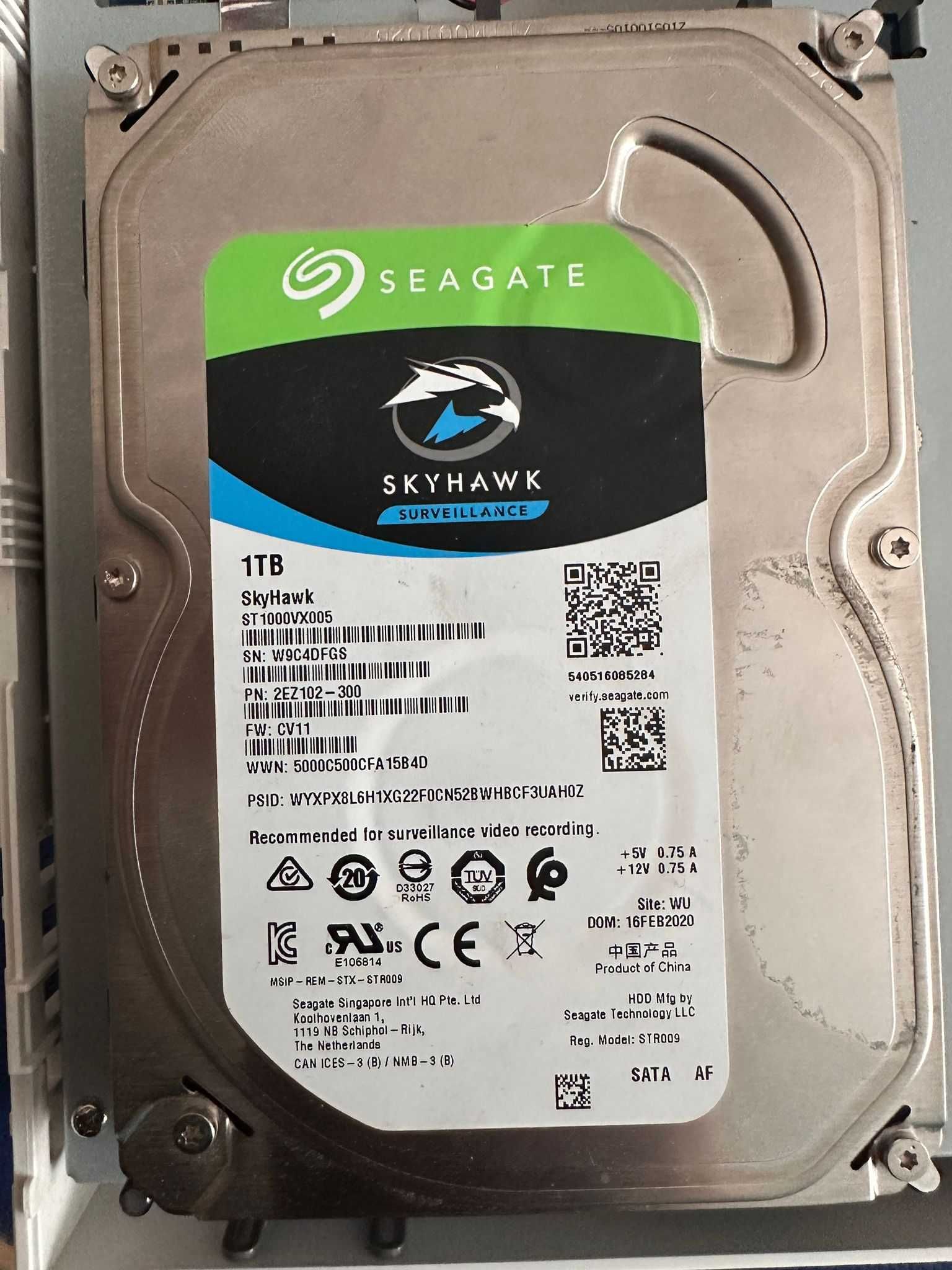 Synology DS115J + Dysk 1 TB Seagate Skyhawk