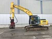 New Holland Kobelco E215  + Verahtert VRG25 Koparka do wyburzeń