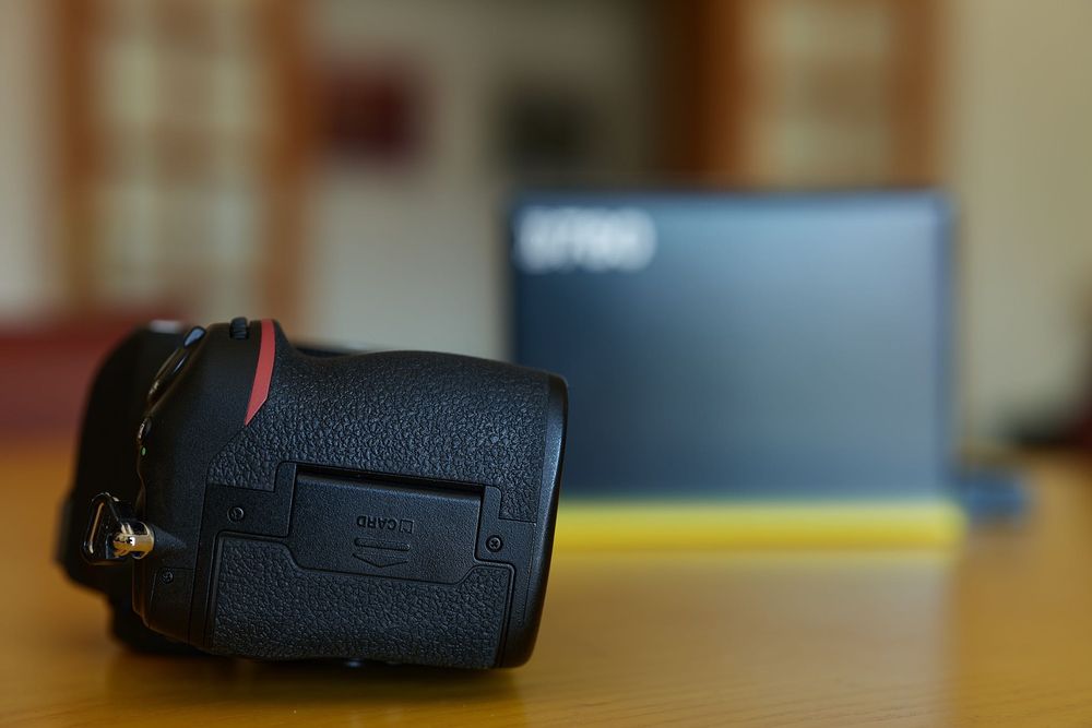 Nikon D780 (Corpo) - Como nova.