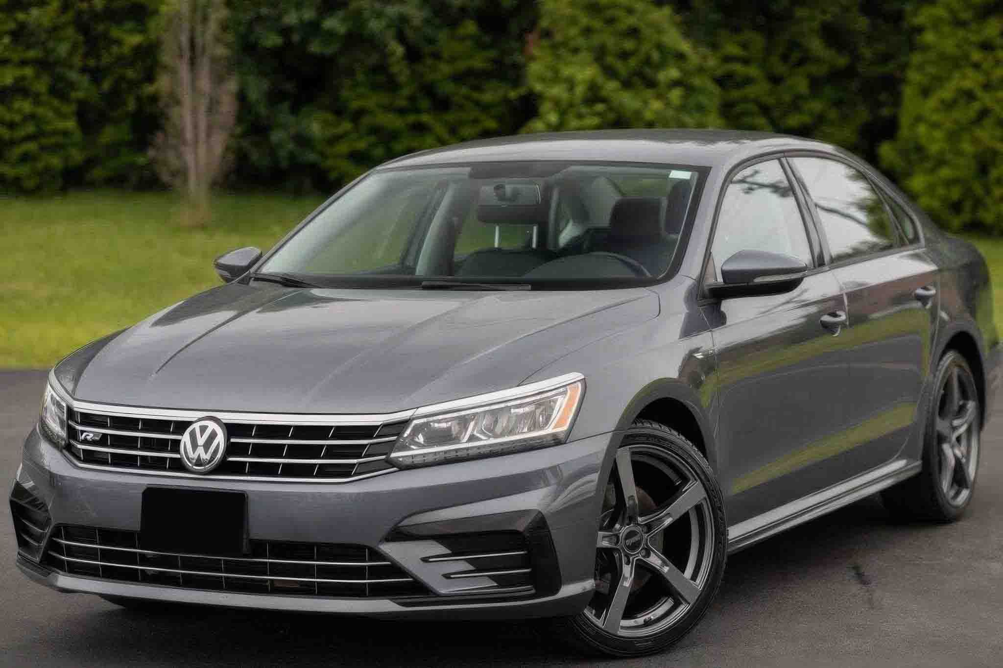 2018 Volkswagen Passat 2.0T R-Line