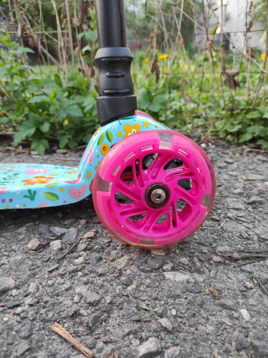 Самокат триколісний Skyper maxi
