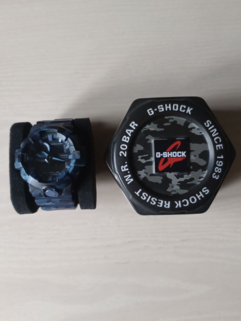 Zegarek Casio G-Shock GA700CM