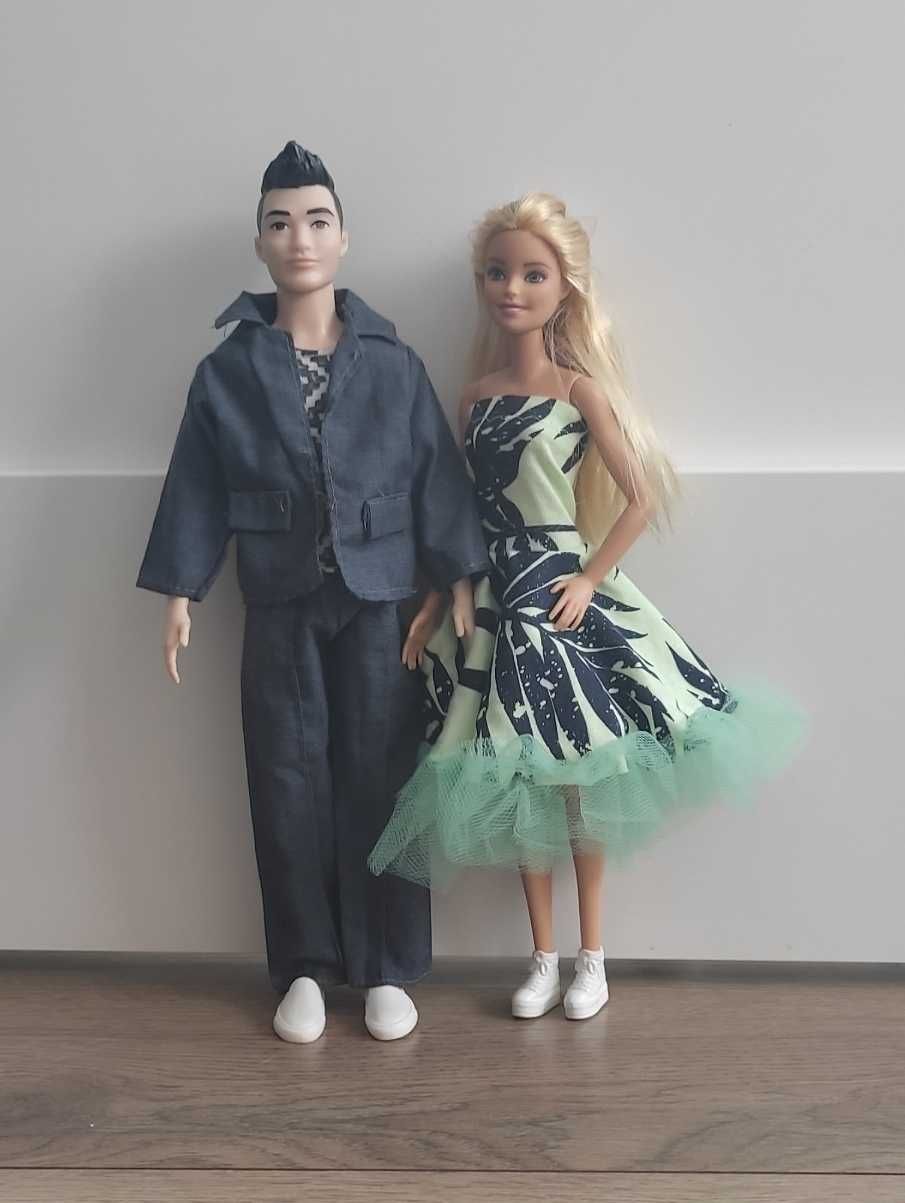 Samochód dla lalki barbie