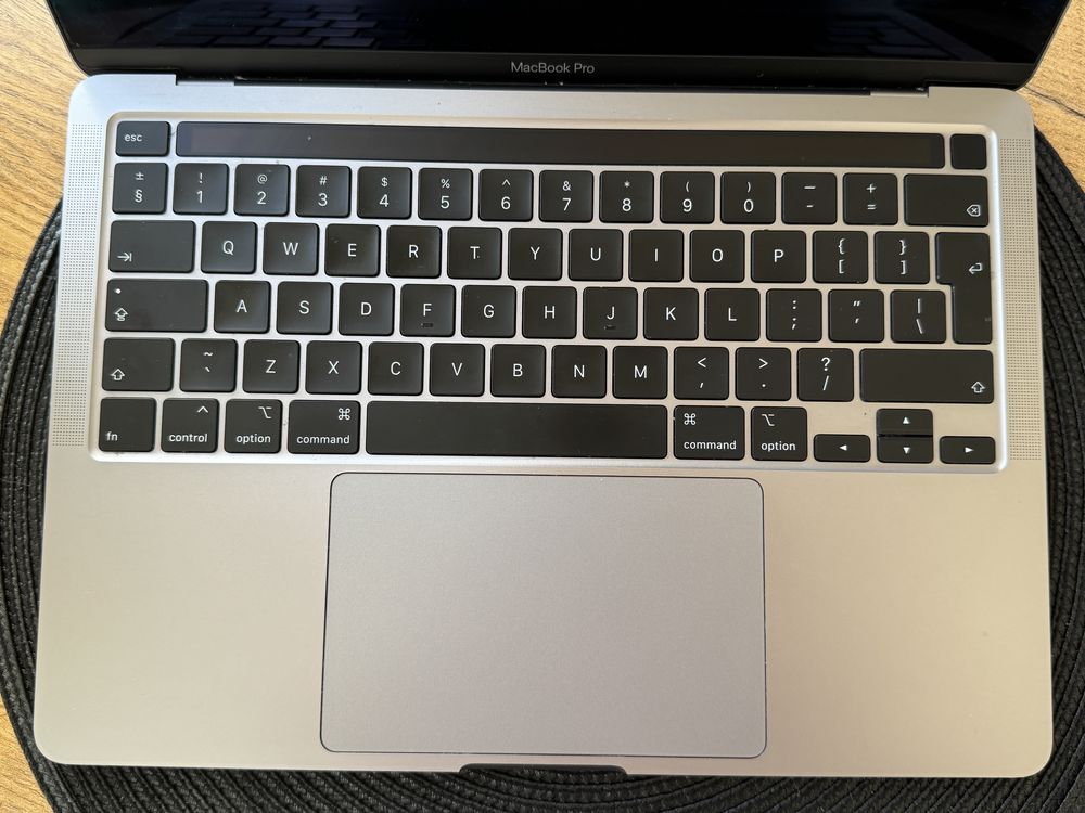 MacBook Pro 13” A2289 (2020) – idealny stan!