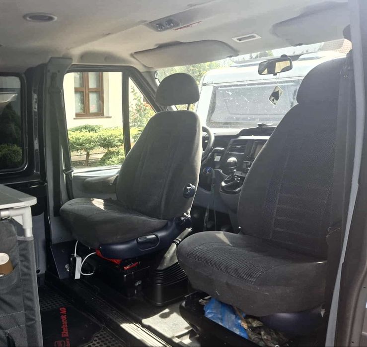 Komplet foteli obrotowych bus Ford Galaxy Volkswagen Sharan