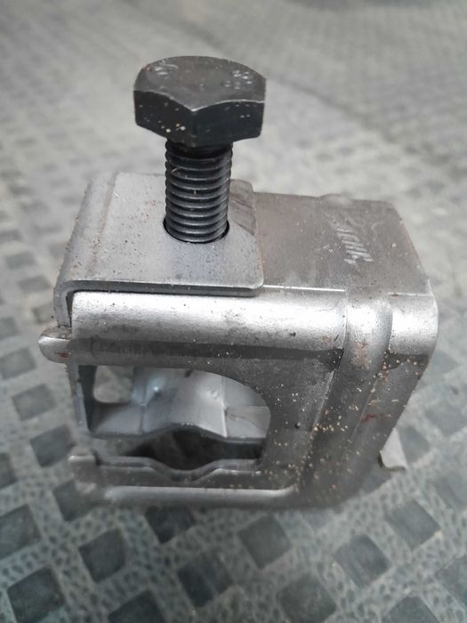 Złączki do uziomu odgromienia