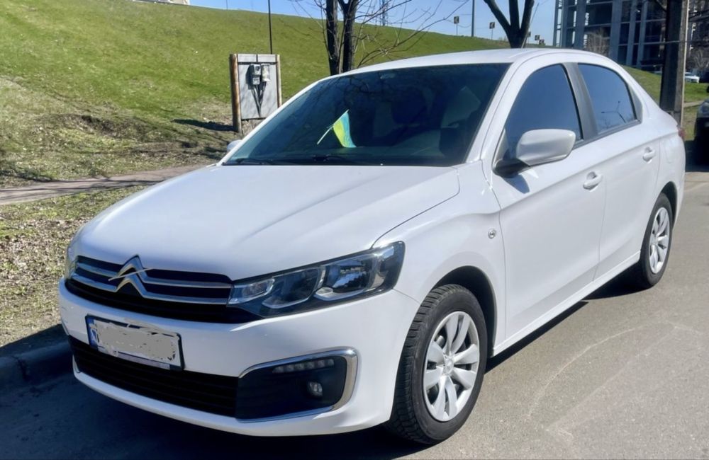 Citroen c elysse 2018р. 1.2 газ. Стан дуже добрий.