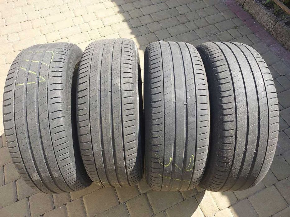 продам шини Michelin 215/60 r17 96H